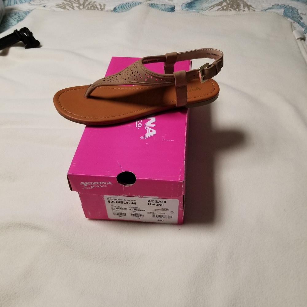 Shoe